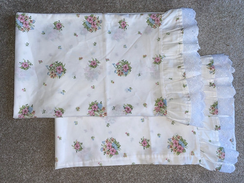 Vintage 1980 pair pillowcase - pair,